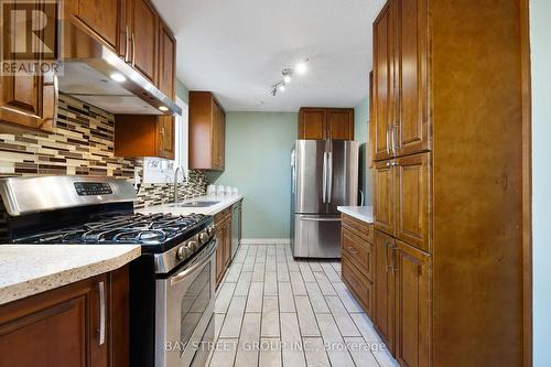 30 - 80 Old Country Drive, Kitchener, ON - Indoor Photo Showing Kitchen