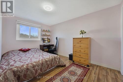 30 - 80 Old Country Drive, Kitchener, ON - Indoor Photo Showing Bedroom