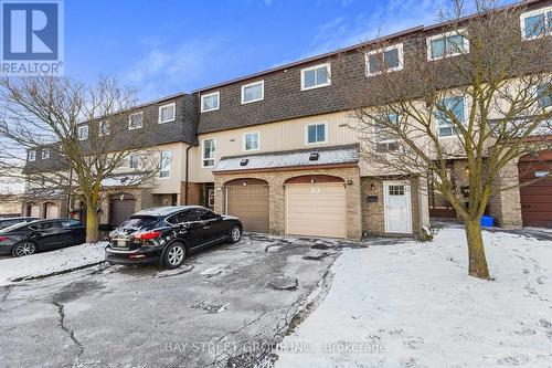 30 - 80 Old Country Drive, Kitchener, ON - Outdoor