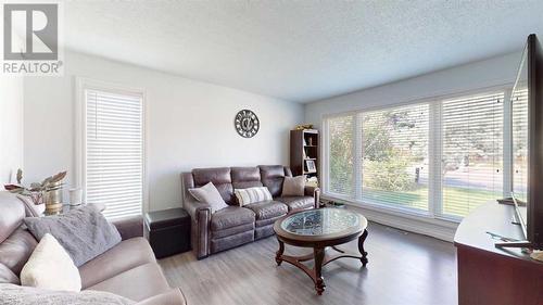 131 Wolverine Drive, Fort Mcmurray, AB - Indoor Photo Showing Living Room