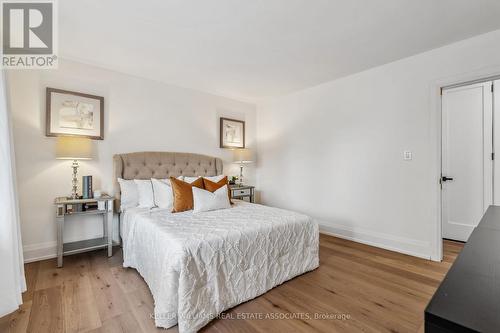 20 Suburban Drive, Mississauga, ON - Indoor Photo Showing Bedroom