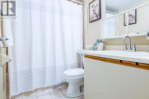 2001 - 55 Centre Ave Avenue, Toronto, ON - Indoor Photo Showing Bathroom