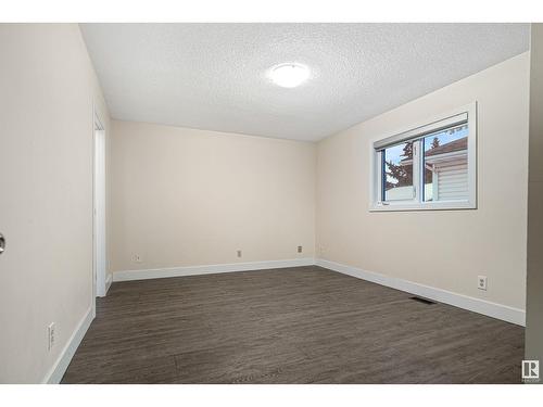 1207 54 St Nw, Edmonton, AB - Indoor Photo Showing Other Room