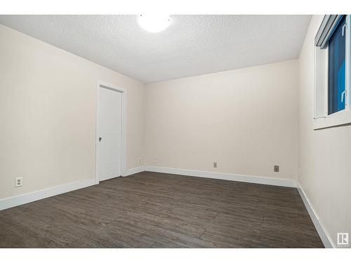 1207 54 St Nw, Edmonton, AB - Indoor Photo Showing Other Room