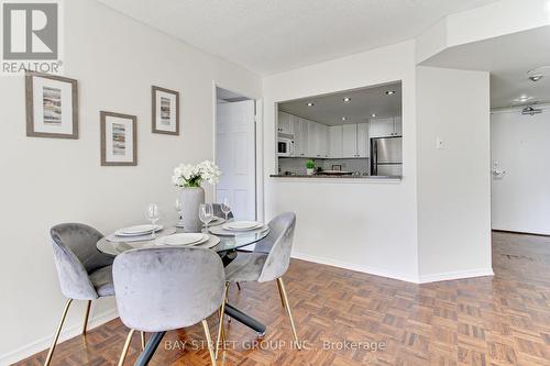 913 - 705 King Street W, Toronto, ON - Indoor Photo Showing Dining Room