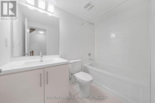 22 - 15 William Jackson Way, Toronto, ON - Indoor Photo Showing Bathroom