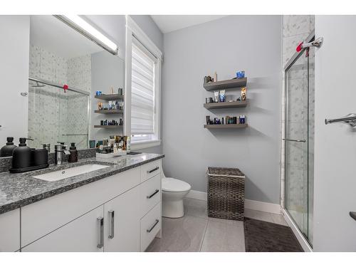 10088 121 Street, Surrey, BC - Indoor Photo Showing Bathroom