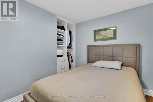 3129 Sandcliffe Court, Burlington (Headon), ON - Indoor Photo Showing Bedroom