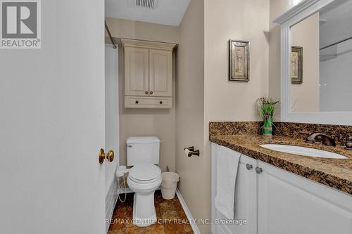 3129 Sandcliffe Court, Burlington (Headon), ON - Indoor Photo Showing Bathroom