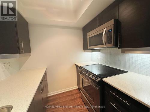 642 - 38 Grand Magazine Street, Toronto, ON - Indoor Photo Showing Kitchen