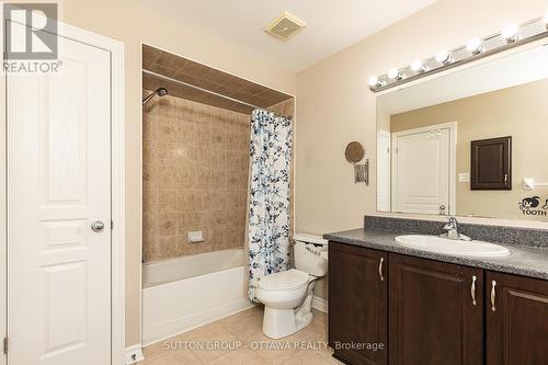 171 Hornchurch Lane, Ottawa, ON - Indoor Photo Showing Bathroom