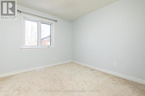 171 Hornchurch Lane, Ottawa, ON - Indoor Photo Showing Other Room