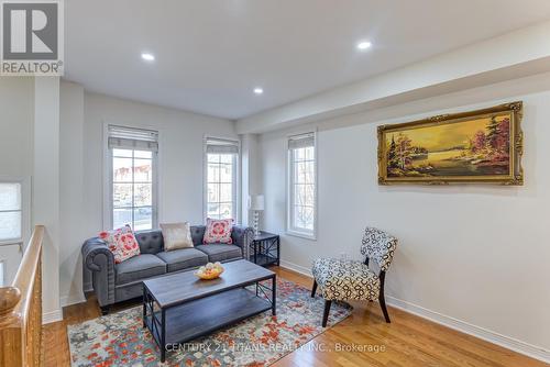 55 Wilkes Crescent, Toronto, ON - Indoor Photo Showing Living Room