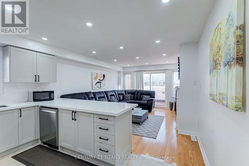 55 Wilkes Crescent, Toronto, ON - Indoor Photo Showing Kitchen