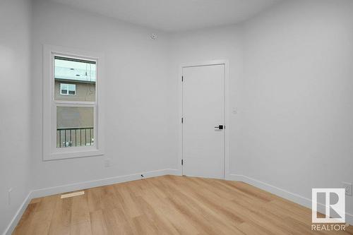 3313 Chickadee Dr Nw, Edmonton, AB - Indoor Photo Showing Other Room