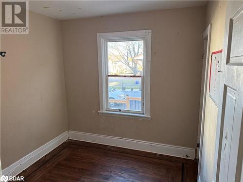 164 London Street N, Hamilton, ON - Indoor Photo Showing Other Room