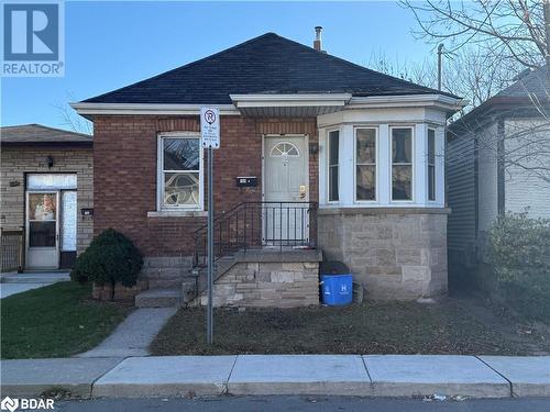 164 London Street N, Hamilton, ON - Outdoor