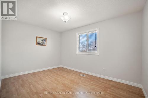 96 Bluerock Crescent, Cambridge, ON - Indoor Photo Showing Other Room