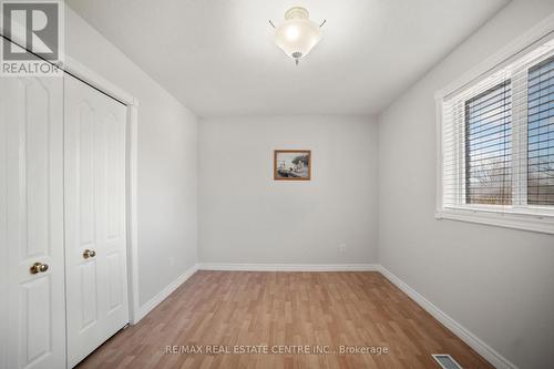 96 Bluerock Crescent, Cambridge, ON - Indoor Photo Showing Other Room