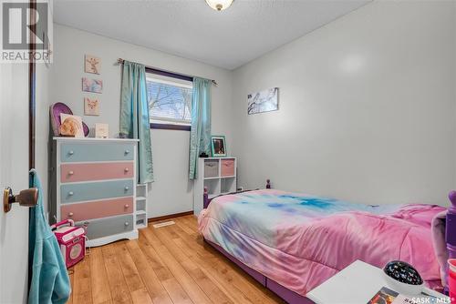 2115 Herman Avenue, Saskatoon, SK - Indoor Photo Showing Bedroom