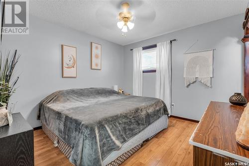 2115 Herman Avenue, Saskatoon, SK - Indoor Photo Showing Bedroom