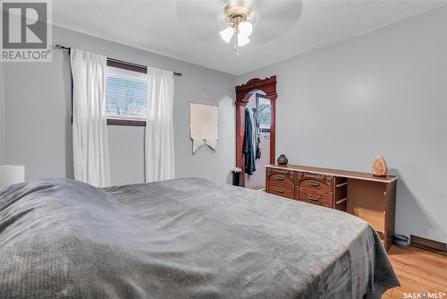 2115 Herman Avenue, Saskatoon, SK - Indoor Photo Showing Bedroom