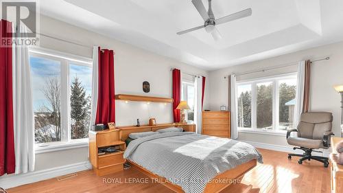 275 Elderberry Avenue, London, ON - Indoor Photo Showing Bedroom