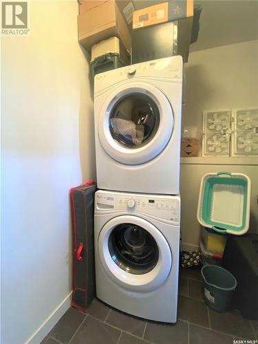 463 Kloppenburg Street, Saskatoon, SK - Indoor Photo Showing Laundry Room