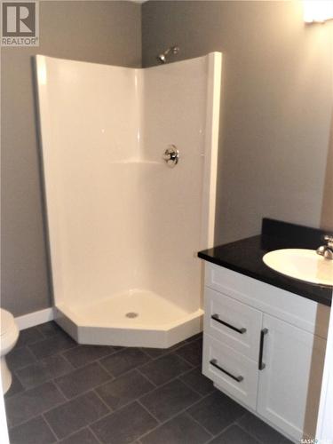 463 Kloppenburg Street, Saskatoon, SK - Indoor Photo Showing Bathroom