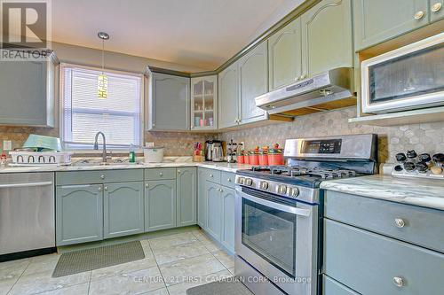 34 Kristina Crescent, London, ON - Indoor Photo Showing Kitchen