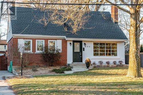 299 Merle Avenue, Burlington, ON - Outdoor With Facade