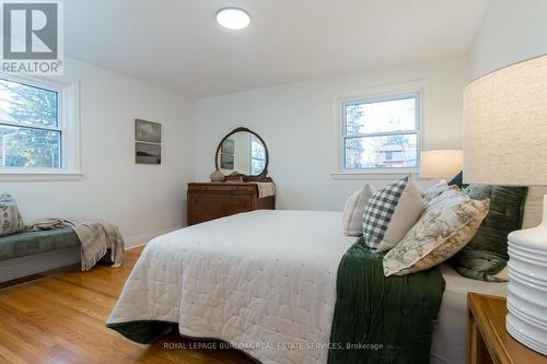 299 Merle Avenue, Burlington, ON - Indoor Photo Showing Bedroom