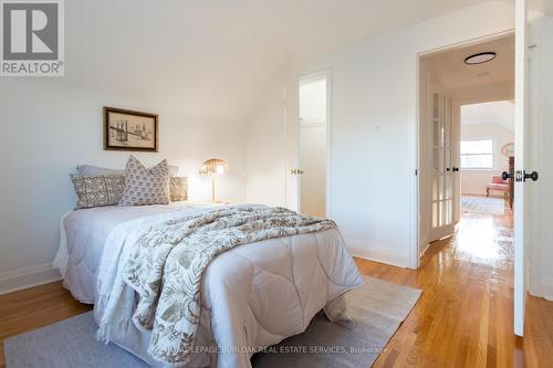 299 Merle Avenue, Burlington, ON - Indoor Photo Showing Bedroom