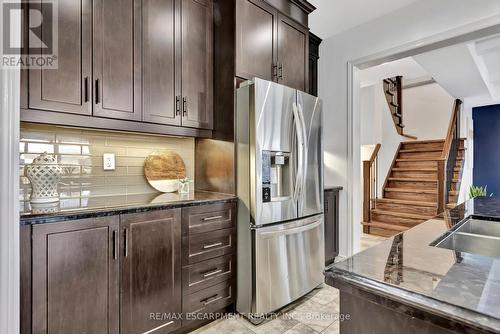 158 Greti Drive, Hamilton, ON - Indoor Photo Showing Kitchen