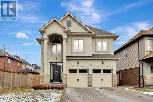 158 Greti Drive, Hamilton, ON - Outdoor With Facade