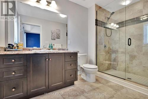 158 Greti Drive, Hamilton, ON - Indoor Photo Showing Bathroom