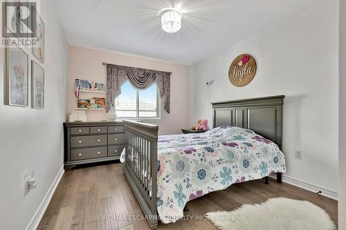 158 Greti Drive, Hamilton, ON - Indoor Photo Showing Bedroom