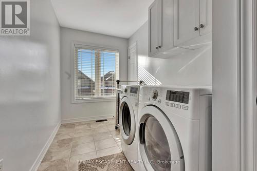 158 Greti Drive, Hamilton, ON - Indoor Photo Showing Laundry Room