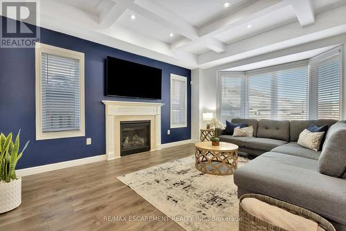 158 Greti Drive, Hamilton, ON - Indoor Photo Showing Living Room With Fireplace