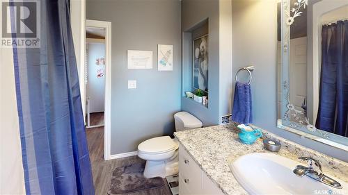 480 Smith Street, Regina, SK - Indoor Photo Showing Bathroom