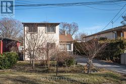 74 PINELANDS AVENUE  Hamilton, ON L8E 3A9