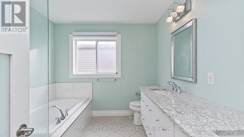 2005 Wateroak Drive, London, ON - Indoor Photo Showing Bathroom