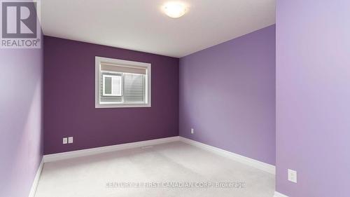 2005 Wateroak Drive, London, ON - Indoor Photo Showing Other Room