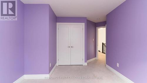 2005 Wateroak Drive, London, ON - Indoor