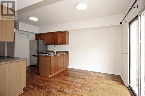 1262 Killaby Drive, Mississauga, ON - Indoor Photo Showing Kitchen