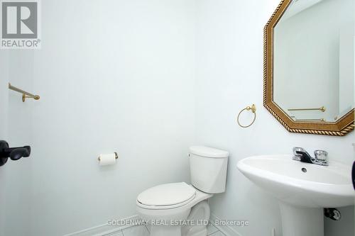 1262 Killaby Drive, Mississauga, ON - Indoor Photo Showing Bathroom