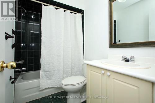 1262 Killaby Drive, Mississauga, ON - Indoor Photo Showing Bathroom