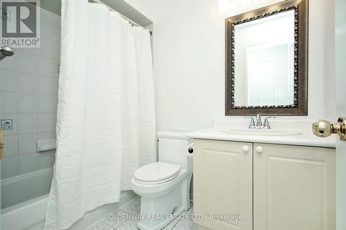 1262 Killaby Drive, Mississauga, ON - Indoor Photo Showing Bathroom