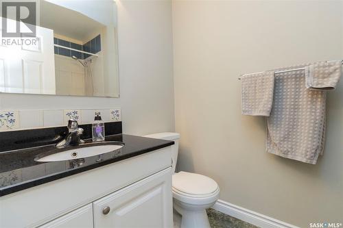 3425 Harrington Street, Saskatoon, SK - Indoor Photo Showing Bathroom