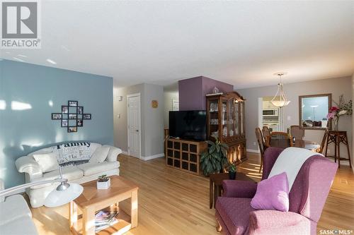 3425 Harrington Street, Saskatoon, SK - Indoor Photo Showing Living Room